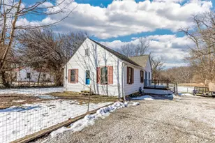 175 Chapel Rd, Batavia Township, OH 45102 - Photo 1