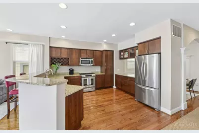 448 Strafer Street, Cincinnati, OH 45226 - Photo 17