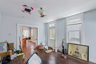 1324 Apjones St, Cincinnati, OH 45223 - Photo 7