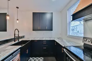 922 Vine St, Hamilton, OH 45011 - Photo 13