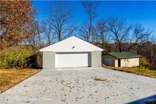 7936 Eagle Creek Rd, Cincinnati, OH 45247 - Photo 33