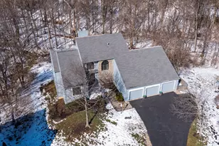 9883 Fawnrun Ct, Evendale, OH 45241 - Photo 3