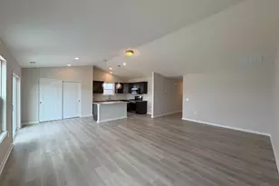 1181 Blue Spruce Ln, Wilmington, OH 45177 - Photo 3