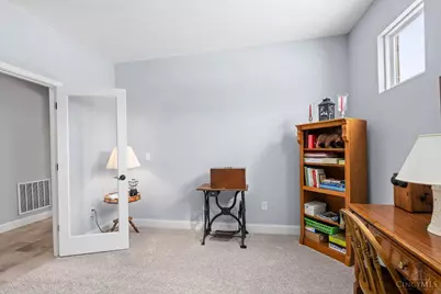 5100 Renaissance Park Drive, Middletown, OH 45005 - Photo 9