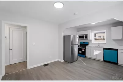 2807 W Galbraith Road, Cincinnati, OH 45239 - Photo 11