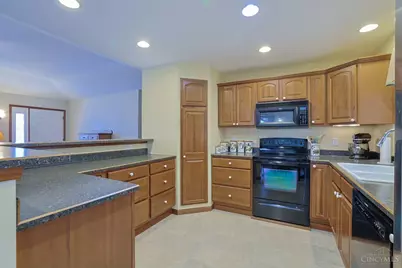 537 Cider Mill Way, Tipp City, OH 45371 - Photo 9