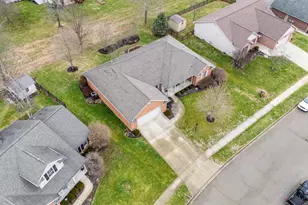 537 Cider Mill Way, Tipp City, OH 45371 - Photo 39