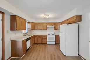 1185 Bonniebrook Dr, Miamisburg, OH 45342 - Photo 9