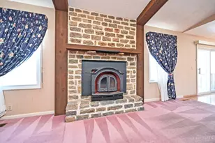 7597 Whitehall Circle W, West Chester, OH 45069 - Photo 9