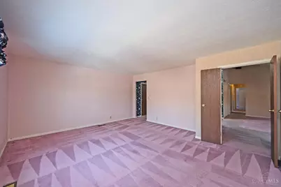 7597 Whitehall Circle W, West Chester, OH 45069 - Photo 17