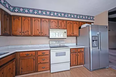 7597 Whitehall Circle W, West Chester, OH 45069 - Photo 13