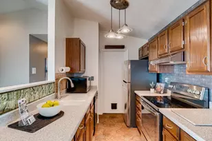 8945 Eagleview Dr, West Chester, OH 45069 - Photo 9