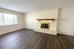 1719 Lindenhall Dr, Loveland, OH 45140 - Photo 9