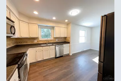1719 Lindenhall Drive, Loveland, OH 45140 - Photo 11