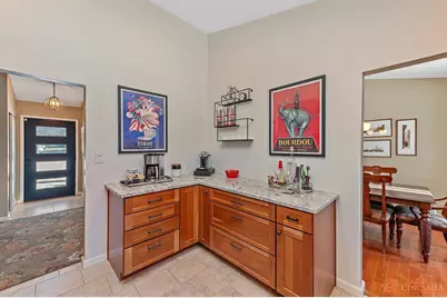 9621 Iris Drive, West Chester, OH 45241 - Photo 13