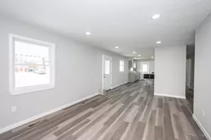 2528 Mariposa St, Colerain Township, OH 45231 - Photo 11