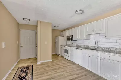 830 Carrington Place #102, Loveland, OH 45140 - Photo 5