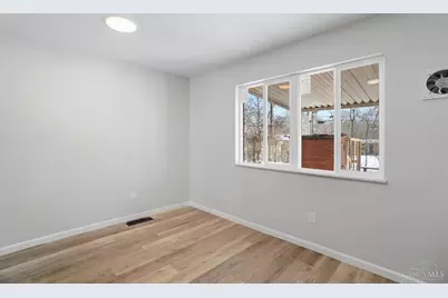 1876 Roosevelt Avenue, Cincinnati, OH 45240 - Photo 13