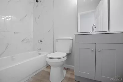 1876 Roosevelt Avenue, Cincinnati, OH 45240 - Photo 23