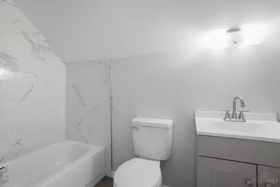 1876 Roosevelt Avenue, Cincinnati, OH 45240 - Photo 31