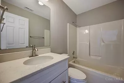 6352 Lakota Meadows Drive, Liberty Township, OH 45044 - Photo 13