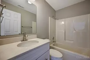 6352 Lakota Meadows Dr, Liberty Township, OH 45044 - Photo 13