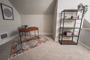 2048 W Galbraith Rd, Cincinnati, OH 45239 - Photo 9