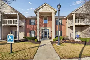 8021 Pinnacle Point Dr, West Chester, OH 45069 - Photo 1