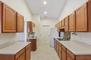8021 Pinnacle Point Dr, West Chester, OH 45069 - Photo 29