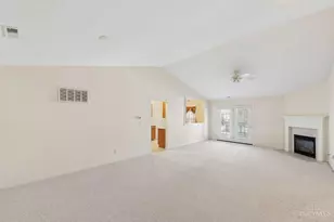 8021 Pinnacle Point Dr, West Chester, OH 45069 - Photo 17