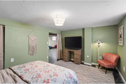 1945 Lawn Avenue, Cincinnati, OH 45237 - Photo 17