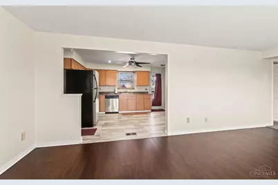 5623 Kay Drive, Miami Township, OH 45150 - Photo 7