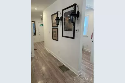 2863 Marshall Avenue, Cincinnati, OH 45225 - Photo 11