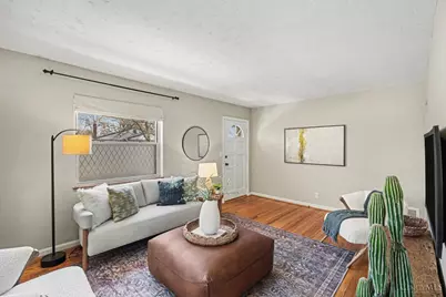 4153 Paxton Woods Lane, Cincinnati, OH 45209 - Photo 5