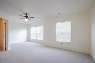 810 Southmeadow Circle #302, Cincinnati, OH 45231 - Photo 23