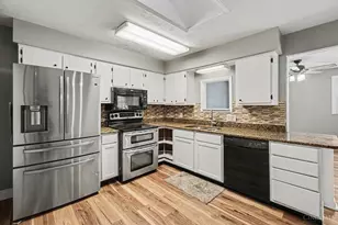 4488 Glenwillow Dr, Union Township, OH 45103 - Photo 9