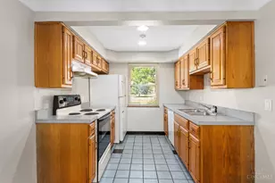 5265 Meyers Ln, Blue Ash, OH 45242 - Photo 5