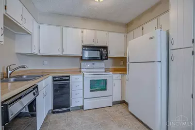 6 Camelot Court #21, Fairfield, OH 45014 - Photo 7