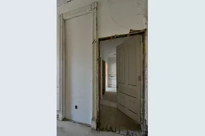 1913 Central Avenue, Cincinnati, OH 45214 - Photo 41