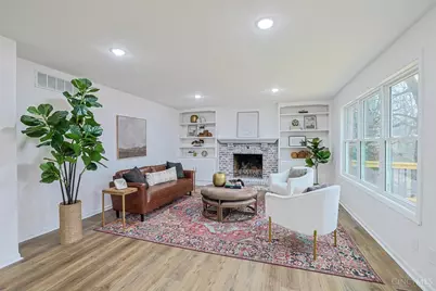 6210 N Shadow Hill Way, Miami Township, OH 45140 - Photo 9