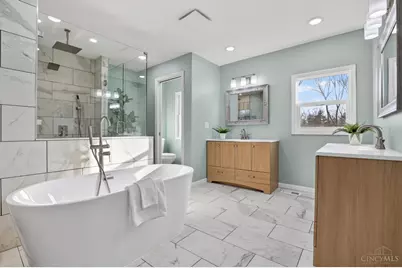 6210 N Shadow Hill Way, Miami Township, OH 45140 - Photo 13