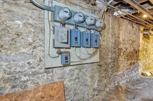 2216 Ohio Ave, Cincinnati, OH 45219 - Photo 29