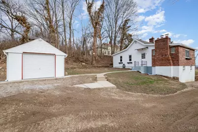 1117 W Seymour Avenue, Springfield Township, OH 45216 - Photo 11