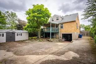 6705 Elwynne Dr, Cincinnati, OH 45236 - Photo 17