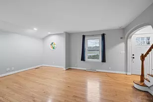 440 W Sharon, Cincinnati, OH 45246 - Photo 7