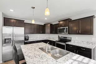 2115 Crossridge Dr, Batavia Township, OH 45103 - Photo 9