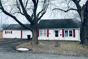 54 N Center St, Sabina, OH 45169 - Photo 1