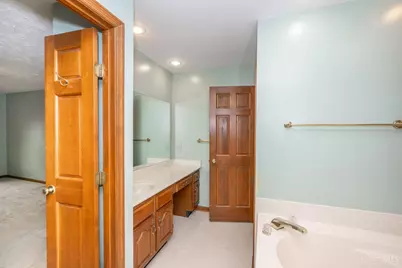 5304 Barkwood, West Chester, OH 45069 - Photo 23