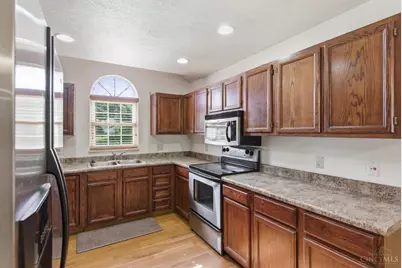3326 Green Meadow Court, Batavia Township, OH 45102 - Photo 7