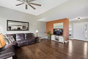 7885 Wilderness Way, Hamilton Township, OH 45039 - Photo 9